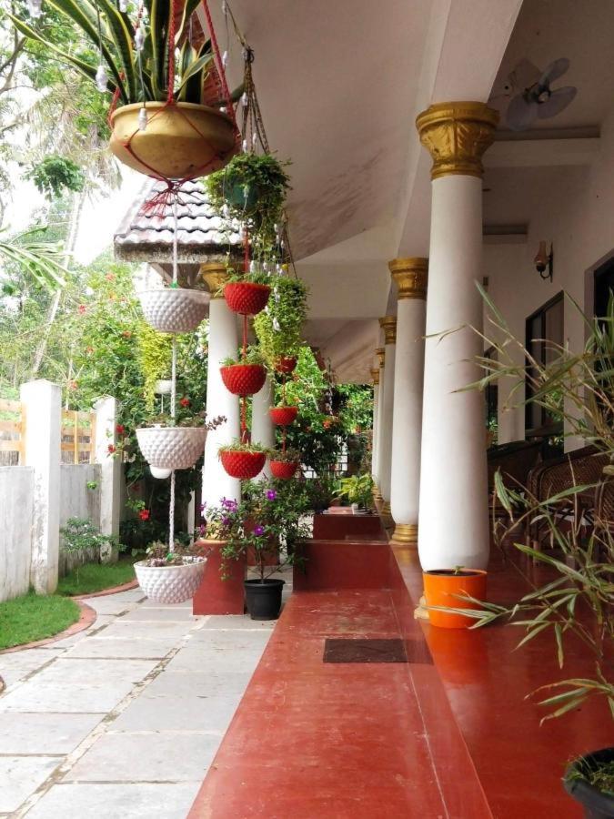 Marari Beach Clleetus Homestay Mararikulam Kültér fotó